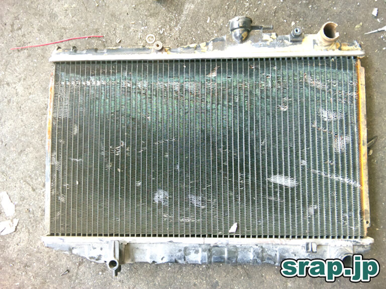 交差ラジエーター