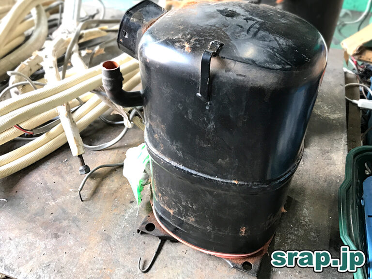 黒モーター（コンプレッサー）