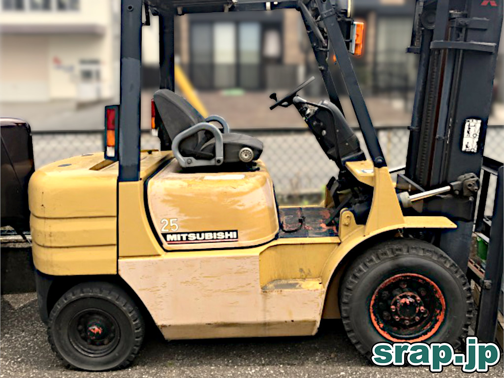 三菱 フォークリフト KEG25 中古機械 搬出 買取事例